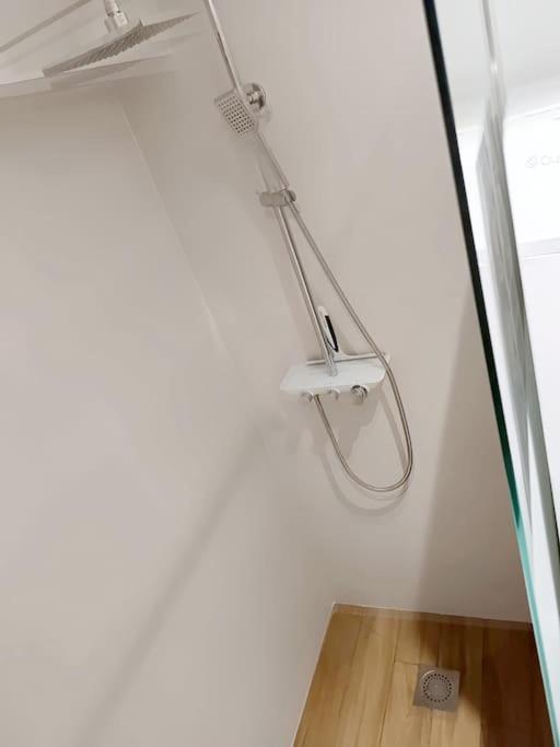 Le Petit Cocon Appartement Pont-Évêque Buitenkant foto