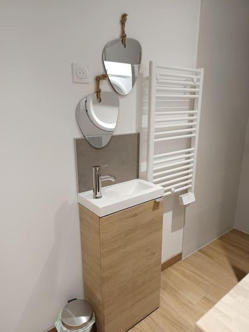 Le Petit Cocon Appartement Pont-Évêque Buitenkant foto